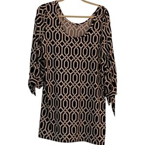 Black & White Swimwear Coverup - Size L